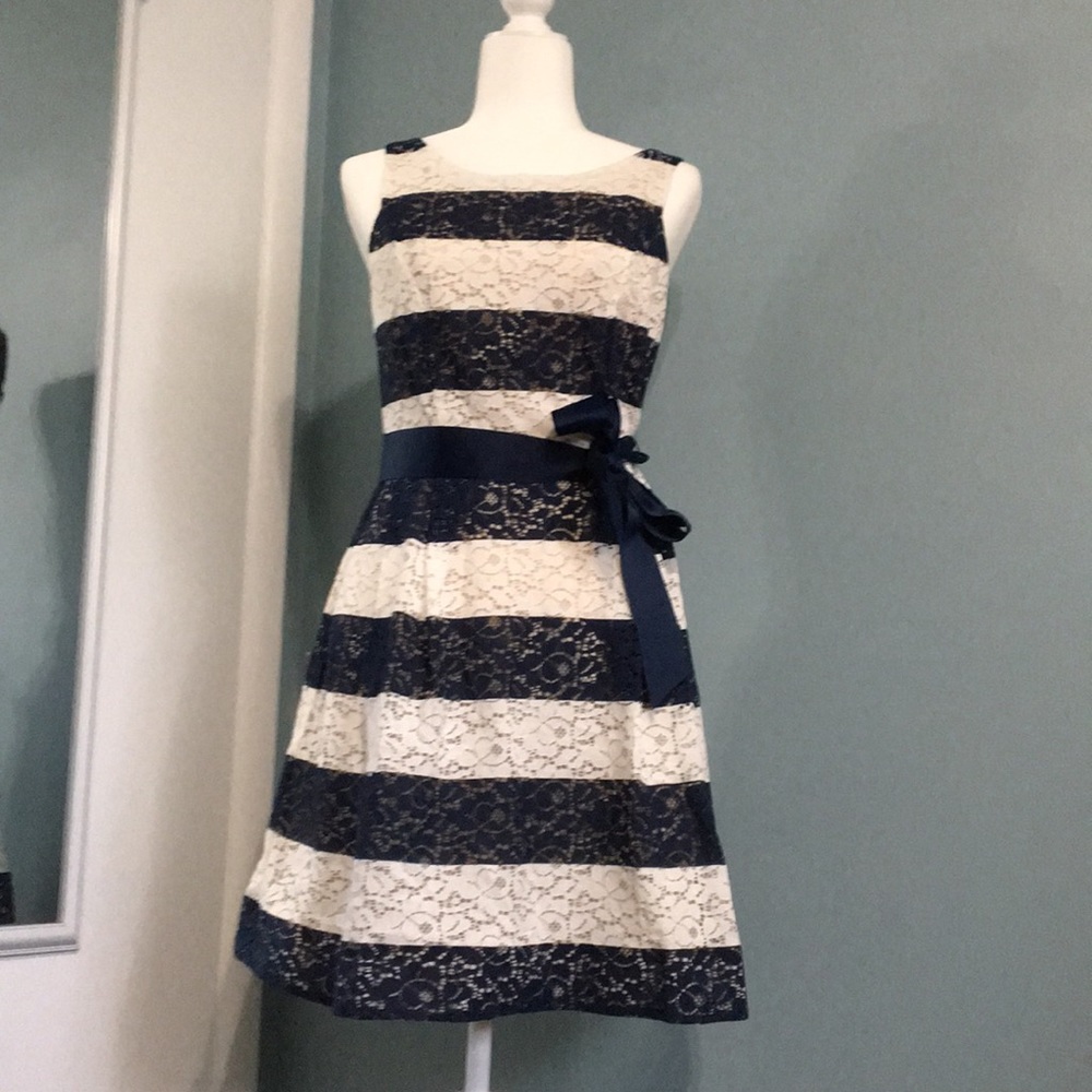 Lace dress